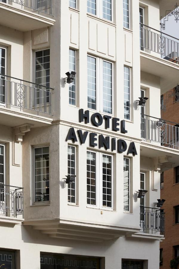 Hotel Avenida Pamplona Esterno foto